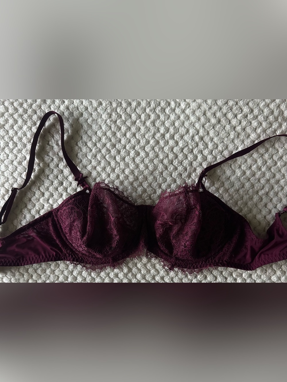 Victoria’s Secret Burgundy Lace Underwire Bra